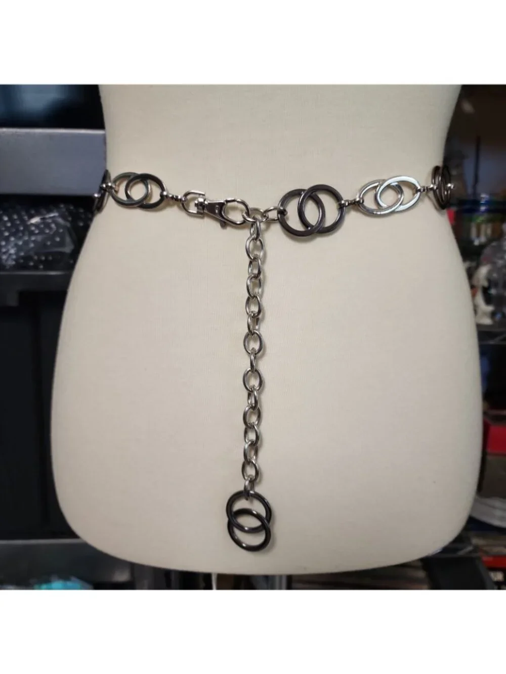Women's Chain Belt One Size Silver O Ring Metal Hip Waist Ladies Food 38